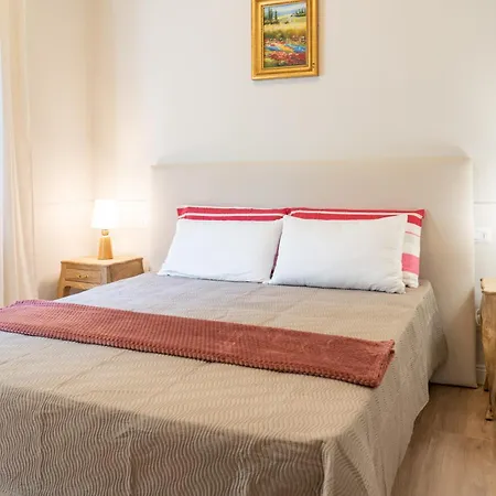 Maggiore Gem Crystal Apartment